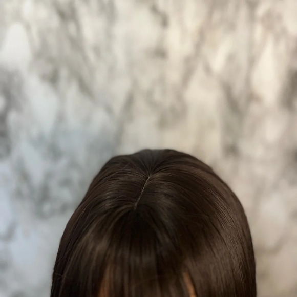 Dark Chocolate Brown Short Wig With Bangs - Picture 5 of 6